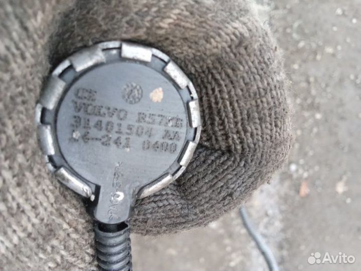 Клапан охлаждения поршней Volvo Xc60 D5244T15