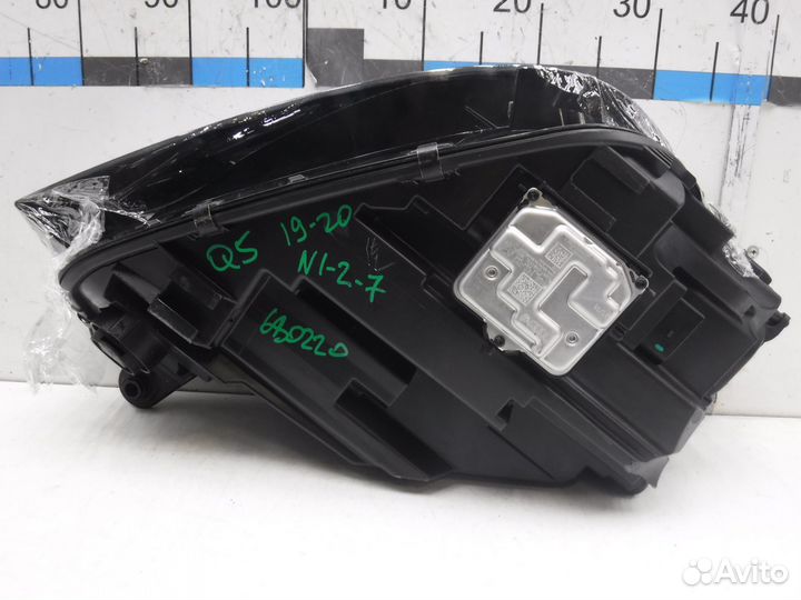 Фара левая Audi Q5/SQ5