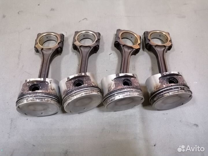 Поршень шатуном 1.6 Nissan Almera Classic B10 2006