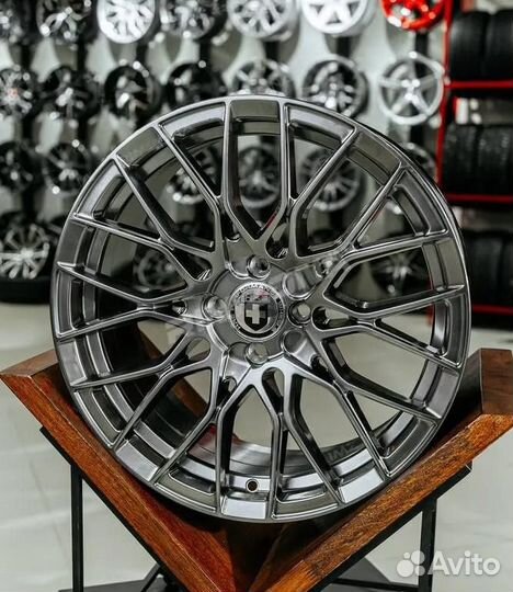 Литой диск HRE R17 5x114.3. Цена за 1 шт