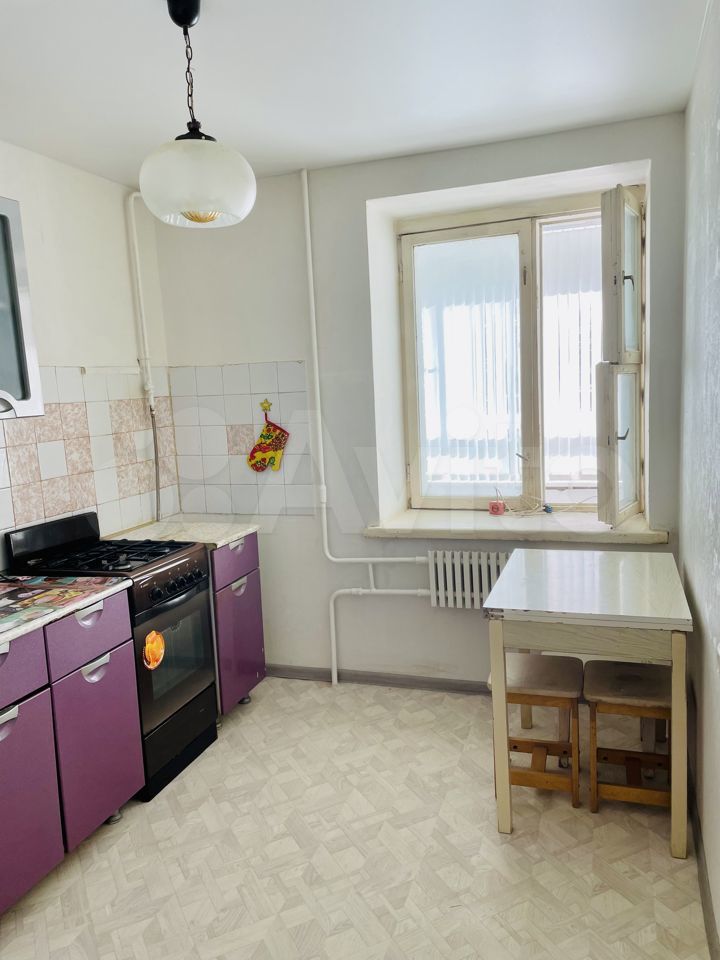 2-к. квартира, 55 м², 1/9 эт.