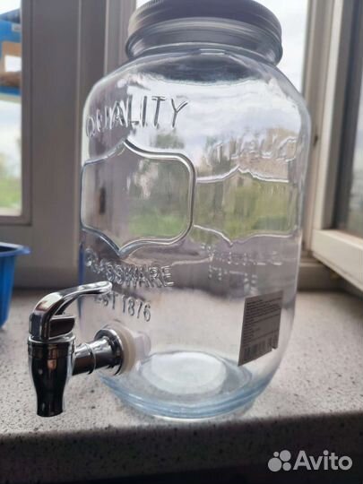 Банка стеклянная 3 три литра с краником лимонадник