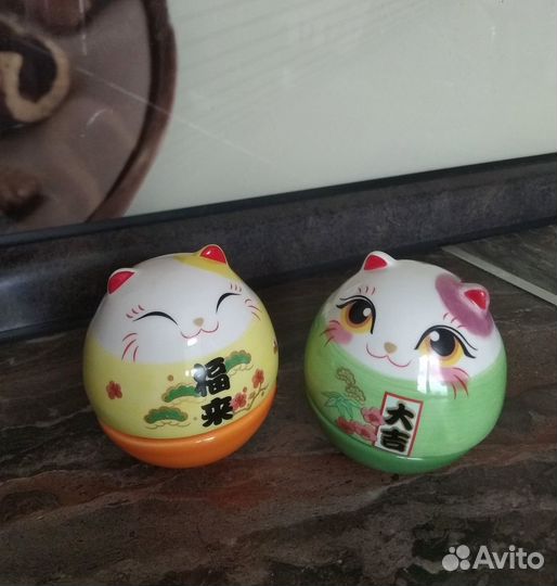 Чудная парочка котэ: неваляшки - неразлучники