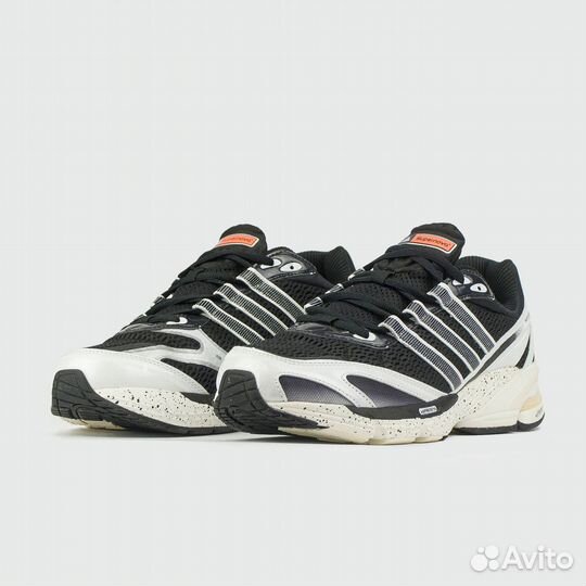 Кроссовки Adidas Supernova Cushion 7 Black / White