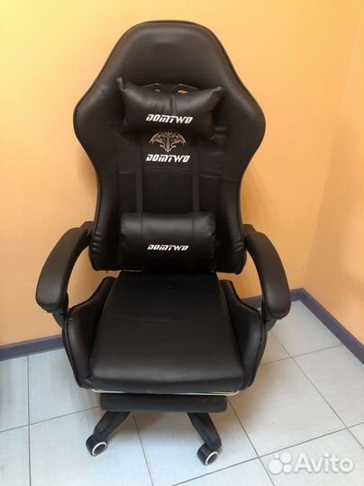 Офисное кресло (геймерское). Кресло для директора
