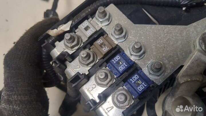 Блок предохранителей Cadillac XT5, 2019