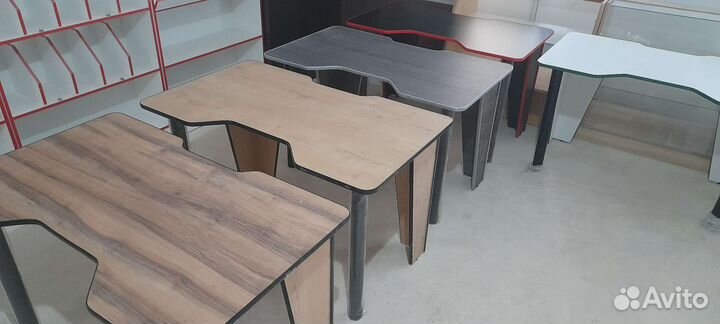 Столы геймерские компьютерные игровые