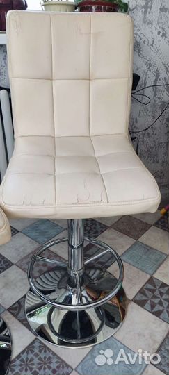 Барный стул