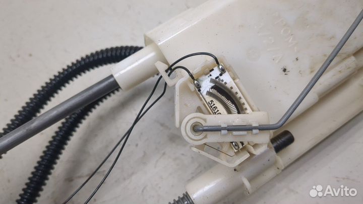 Датчик уровня топлива Nissan Pathfinder, 2006