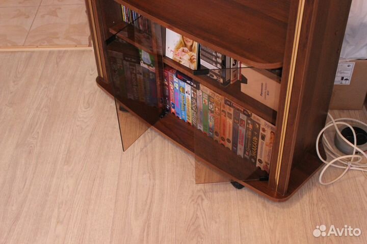 Тумба под телевизор