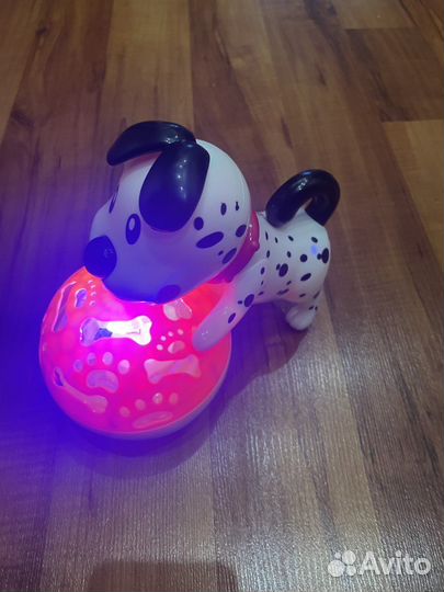 Собака игрушка