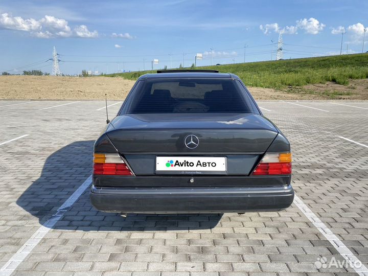 Mercedes-Benz W124 2.0 МТ, 1990, 202 000 км