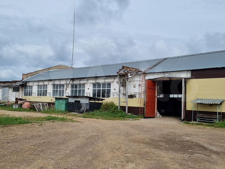 Производственно-складской комплекс S3550 м² с земе