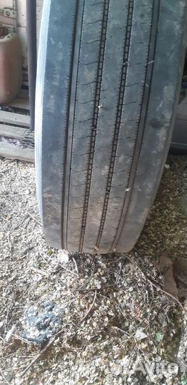 Грузовая шина bridgestone 315x80х22,5