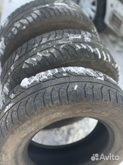 Bridgestone Ice Cruiser 5000 265/65 R17 110F