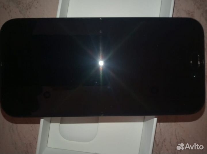 iPhone 15, 128 ГБ