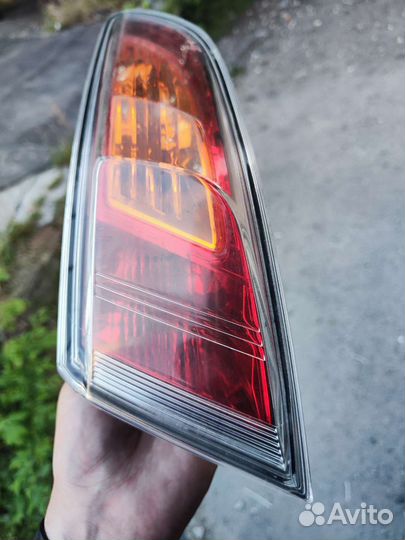 Поворотник на Honda Civic 5d