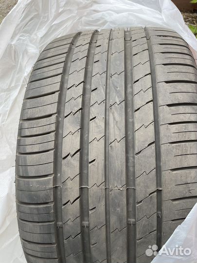 Tracmax X-Privilo RS01+ 315/35 R20
