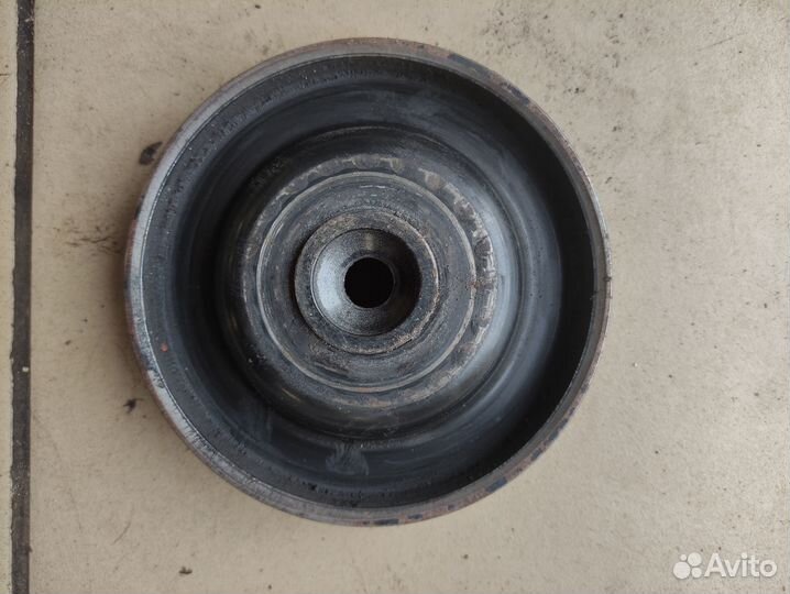 Шкив коленвала Renault Laguna I 1.8