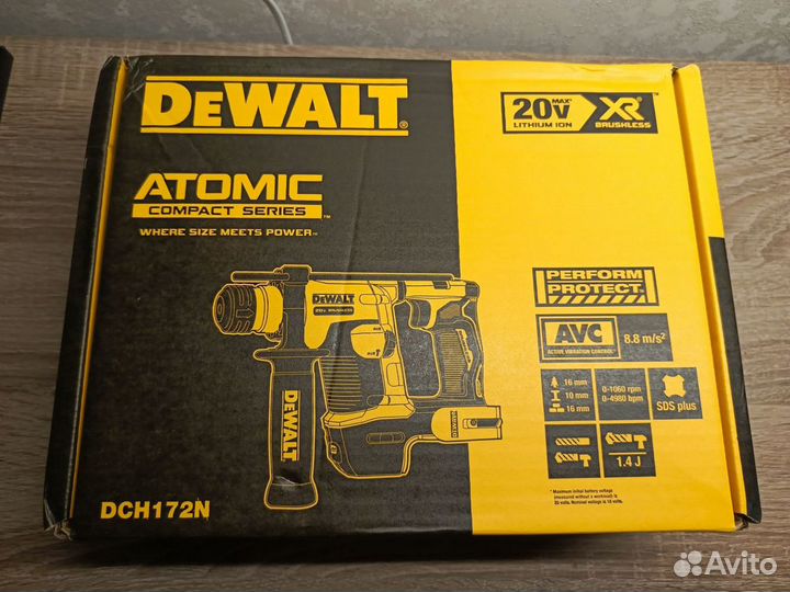 Перфоратор аккумуляторный DeWalt DCH172