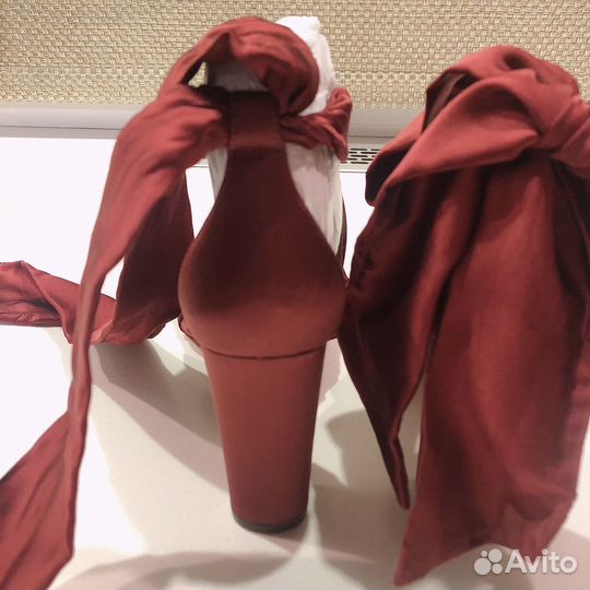 Босоножки женские 37 размер