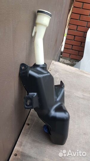 Бачок омывателя в сборе Opel Astra J(P10)