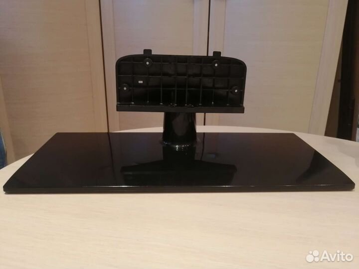 Подставка для телевизора