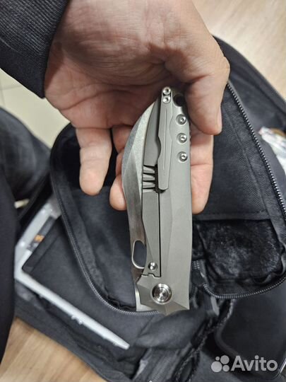 Kristal Arahna.Новый нож. 2 раза держал в руках