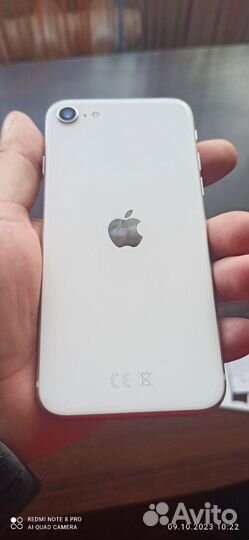 iPhone SE, 64 ГБ