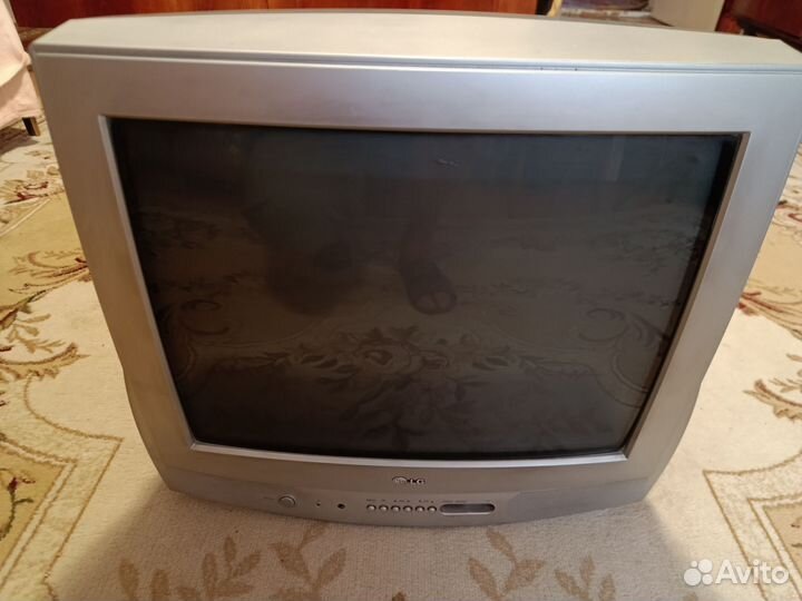 Телевизор LG RT-21ca70m