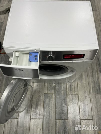 Стиральная машина AEG Lavamat Protex на 6,5 кг