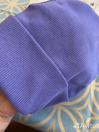 Шапка бини новая,трикотажная легкая