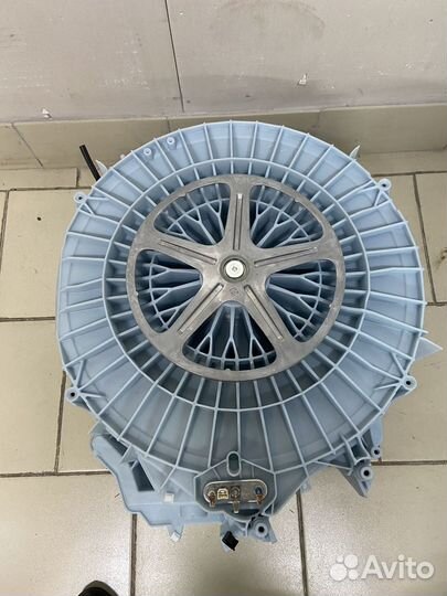 Бак от стиральной машины Siemens 7kg