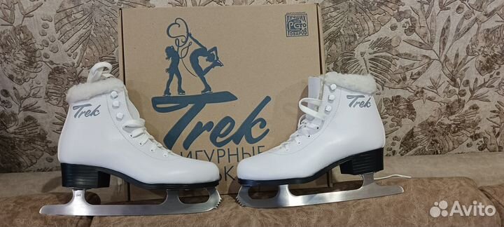 Продам коньки фигурные