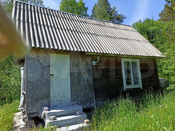 Дача 30 м² на участке 6 сот.