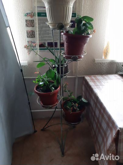 Подставка для цветов