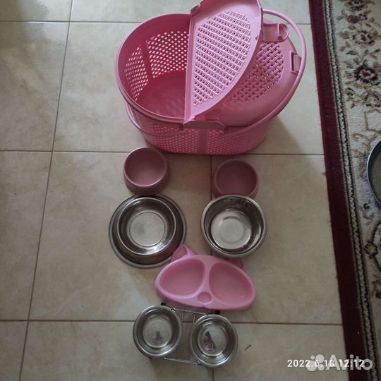 Миски для кошек и собак