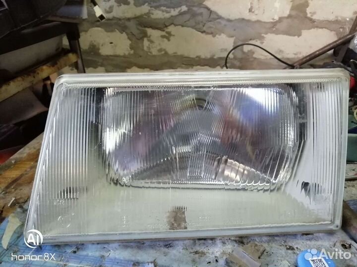 Фары ваз 2109.21099