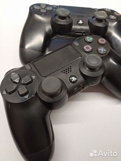 Геймпад Dualshock 4 Б/У 2шт