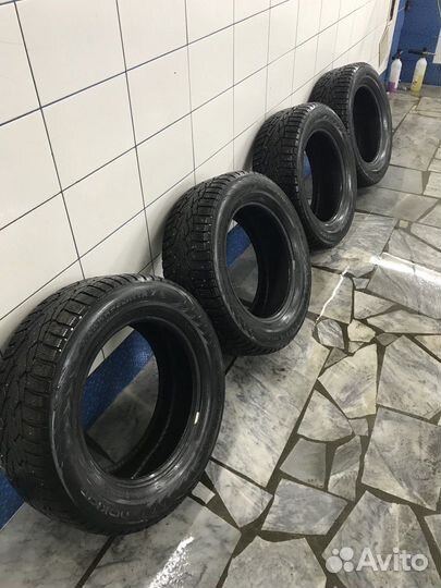 Nokian Tyres Hakkapeliitta 7 215/60 R16