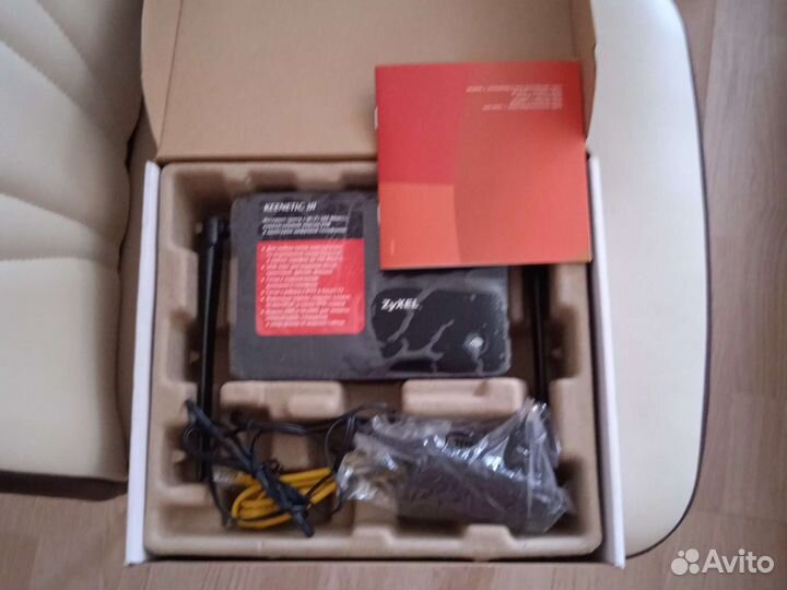 Роутер zyxel keenetic III (K3-RU01V1F) (5 штук)