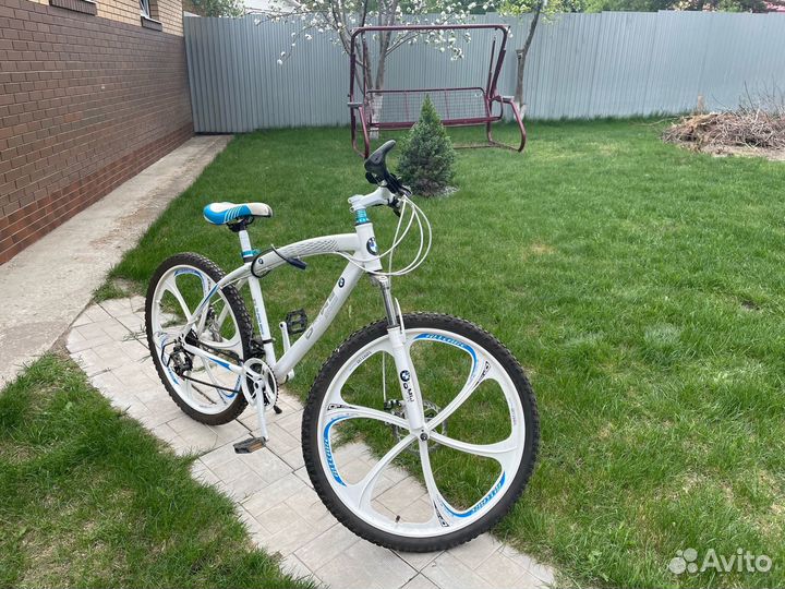 Велосипед bmw