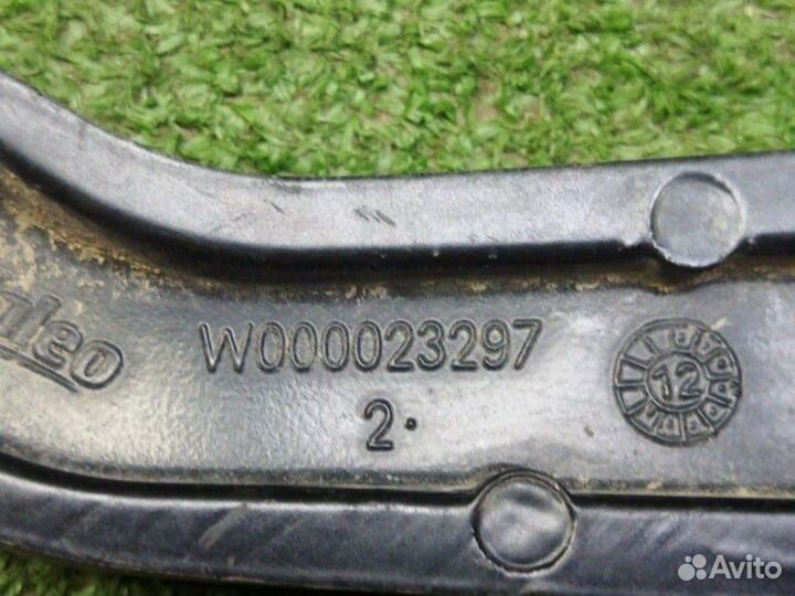 Поводок стеклоочистителя Chevrolet Cobalt