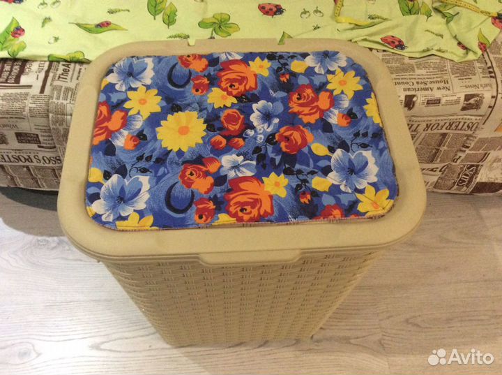 Корзина новая для белья (высота 60 см)