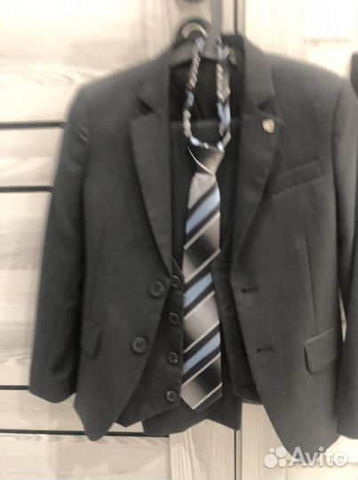 Школьный костюм