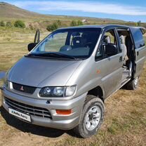 Mitsubishi Space Gear 2.4 MT, 1998, 246 000 км, с пробегом, цена 1 500 000 руб.