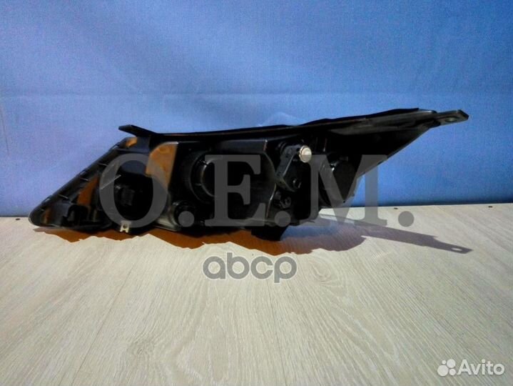 Фара правая Kia Sportage 3 SL (2010-2016) галог