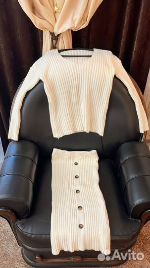 Костюм женский теплый новый