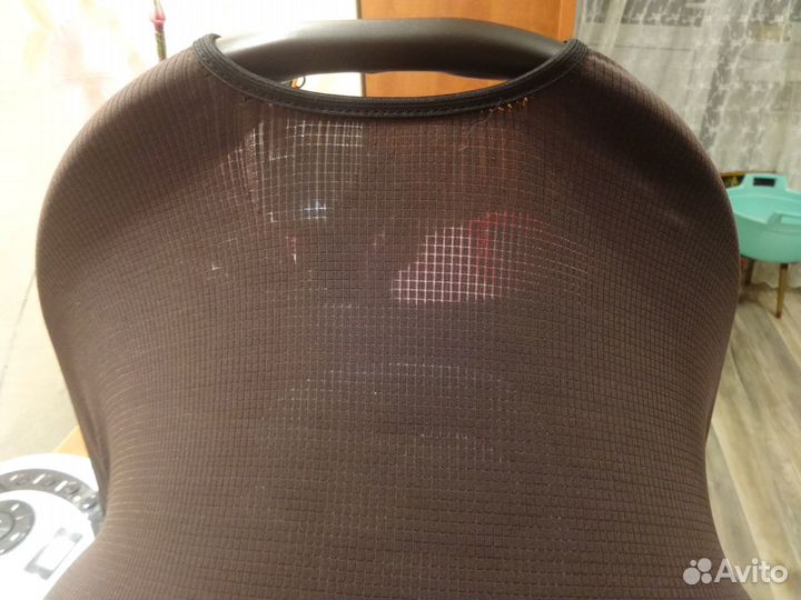 Автомобильное кресло