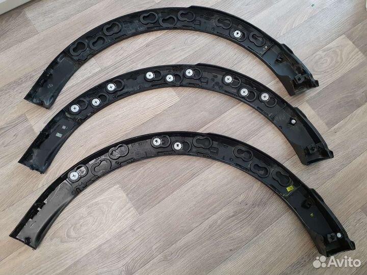Расширитель крыла задний левый Renault Kaptur